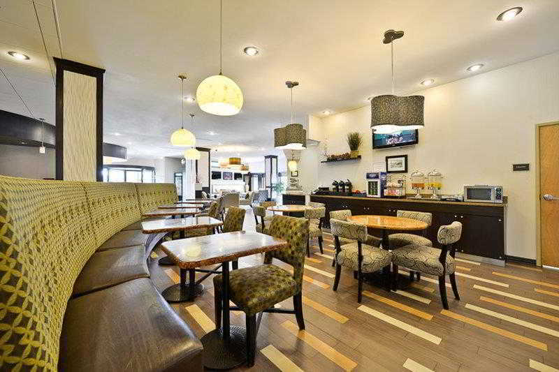 Sonesta Essential Indianapolis Airport Hotel Plainfield Restaurant photo
